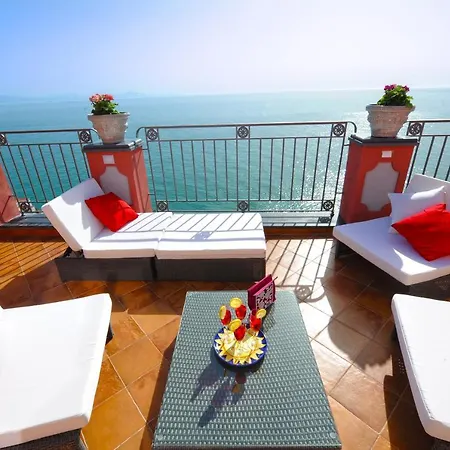 Appartamento Palazzo Rocco Penthouse White Moon In *