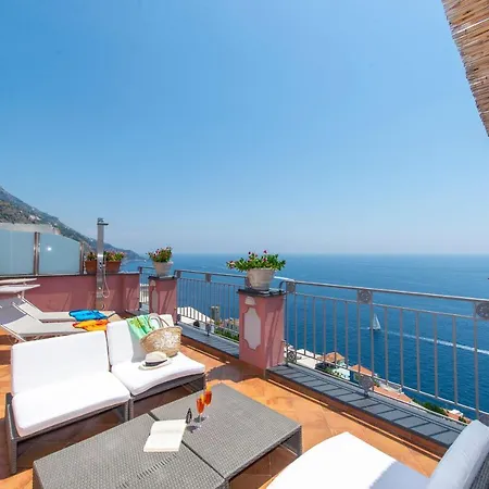 Palazzo Rocco Penthouse White Moon In