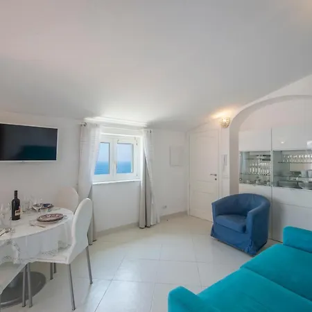 Palazzo Rocco Penthouse White Moon In